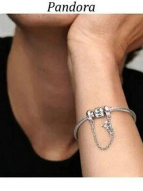 Pandora Disney, Climbing Mickey Safety Chain - Picture 3 of 3